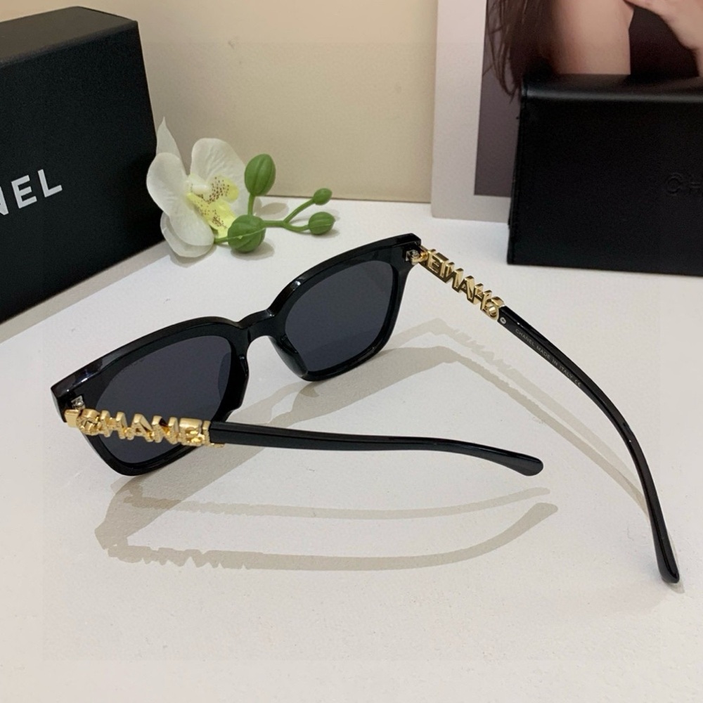 CHANEL Black Sunglasses with Gold Detailing - Picture 6 of 8